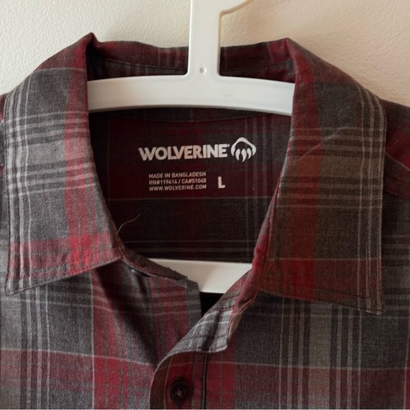 NWOT Men’s WOLVERINE lightweight cotton/poly button-up shirt L - Picture 3 of 11